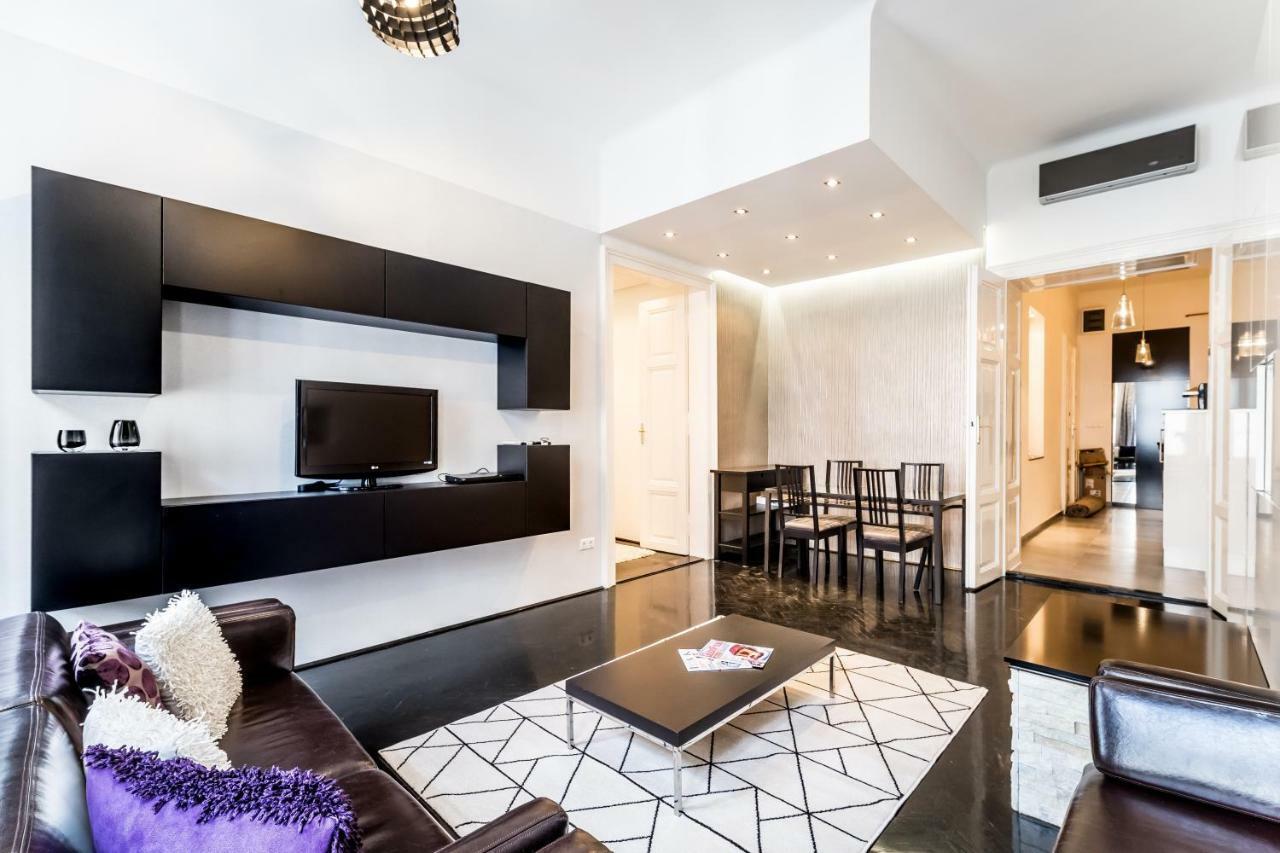 Bpr B&W Elegant Home Budapest Esterno foto